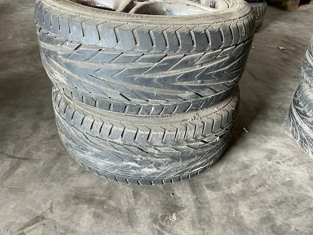 Uniroyal autoband met jw velg (2x) - afbeelding 3 van  7