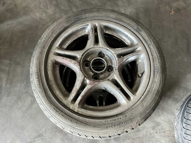 Uniroyal autoband met jw velg (2x) - afbeelding 4 van  7