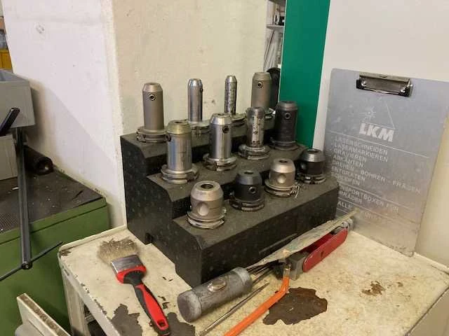 Unitech xv610 cnc vmc new 2013 - afbeelding 12 van  15
