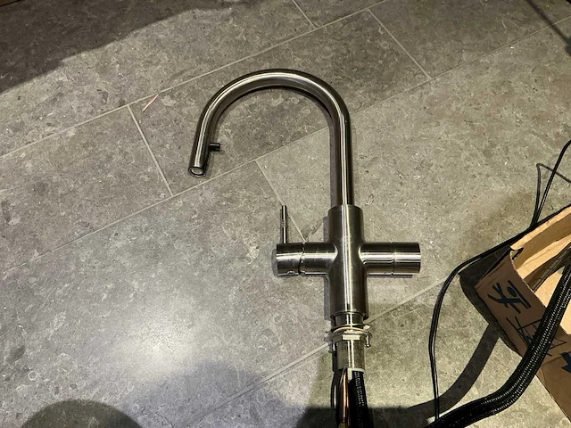 Unito ace 3in1 kokendwaterkraan - afbeelding 2 van  4