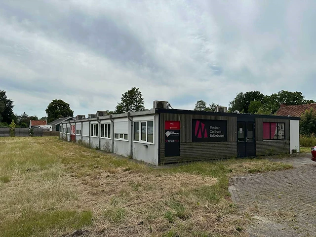 Units “medisch centrum” (10x30m) - afbeelding 12 van  65