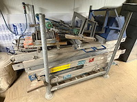 Universal - bouwlift - afbeelding 1 van  9