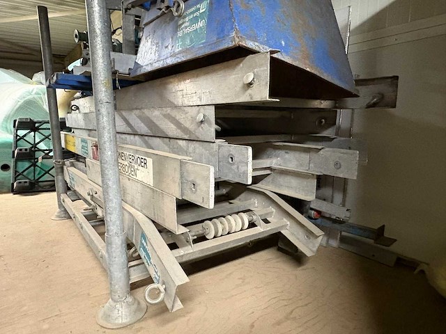 Universal - bouwlift - afbeelding 7 van  9