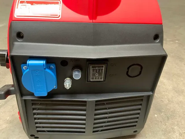 Universal kraft germany - 2200 - power generator - 2024 - afbeelding 12 van  15