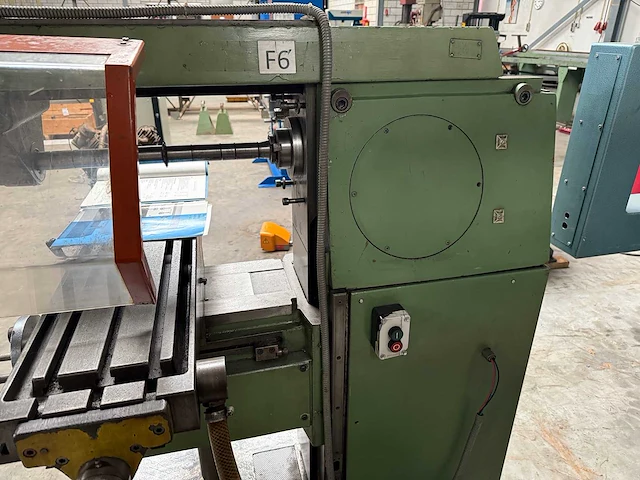Universele freesmachine - afbeelding 3 van  8