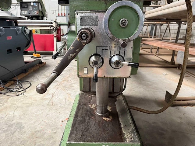 Universele freesmachine - afbeelding 4 van  8