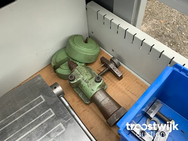 Universele gereedschapslijpmachine - afbeelding 6 van  42