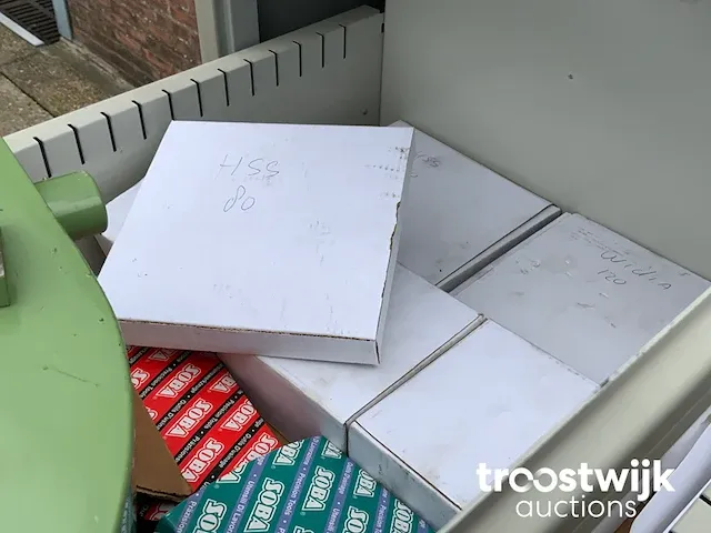 Universele gereedschapslijpmachine - afbeelding 30 van  42