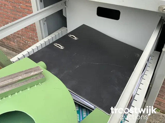 Universele gereedschapslijpmachine - afbeelding 37 van  42