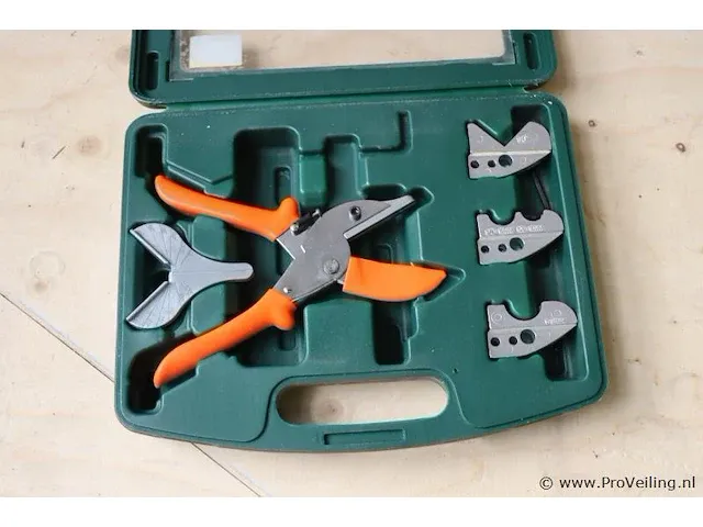 Universele knipper in koffer - afbeelding 2 van  3