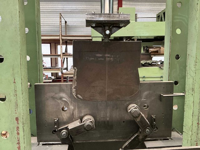 Universele pers - afbeelding 11 van  23