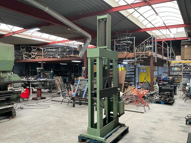 Universele pers - afbeelding 19 van  23