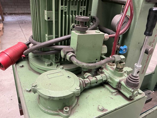 Universele pers - afbeelding 10 van  23