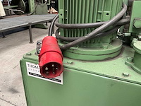 Universele pers - afbeelding 12 van  23