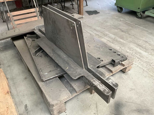 Universele pers - afbeelding 23 van  23