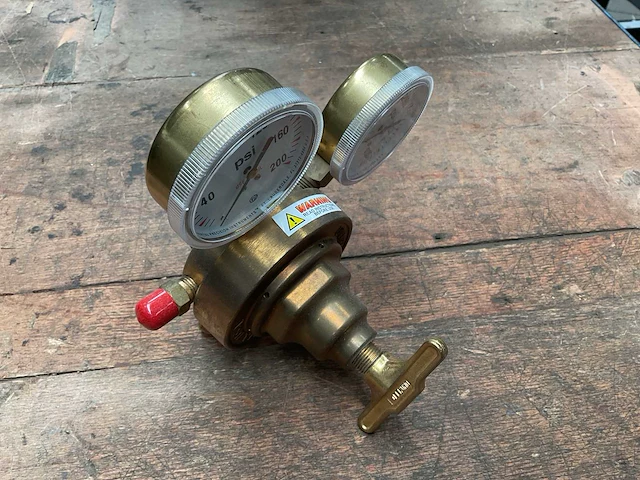Uniweld gas regulator - afbeelding 4 van  6