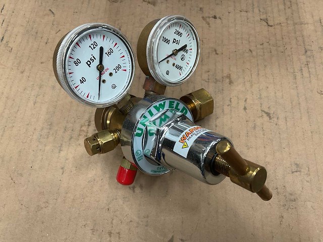 Uniweld regulator - afbeelding 1 van  5