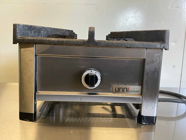 Unni cooking yro-50 | wokbrander op rvs woktafel - afbeelding 6 van  9
