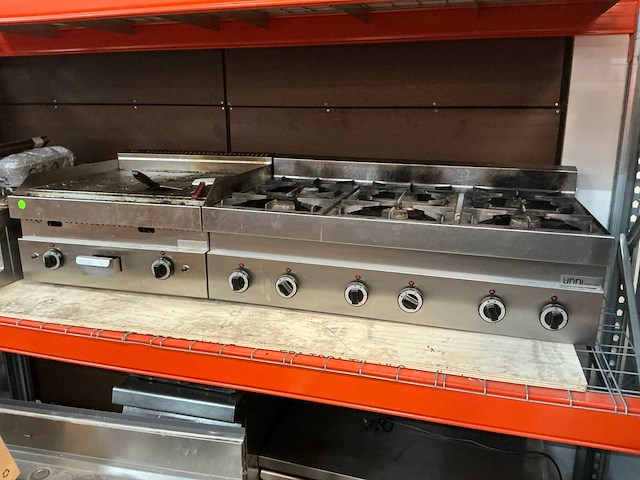 Unninox bakplaat en gasfornuis - afbeelding 1 van  10