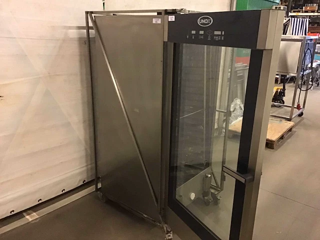 Unox combisteamer 20 x 1/1 gn met 2 regaalwagens - afbeelding 5 van  8
