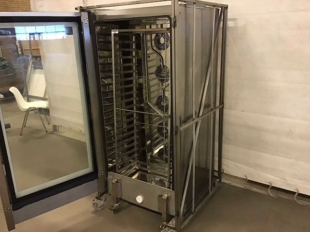 Unox combisteamer 20 x 1/1 gn met 2 regaalwagens - afbeelding 6 van  8