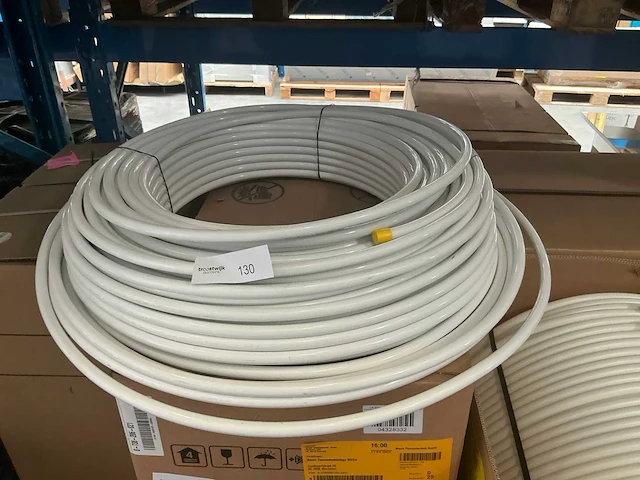 Uponor - uni pipe plus - mlc buis 680cm - afbeelding 1 van  2