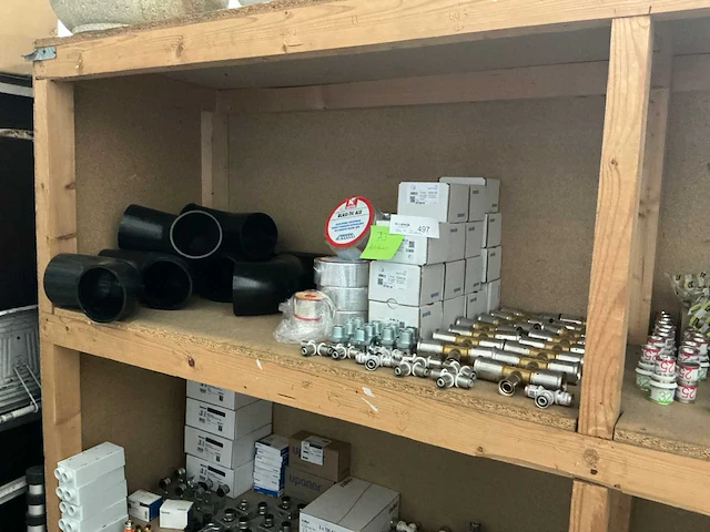 Uponor partij installatie materiaal - afbeelding 1 van  9