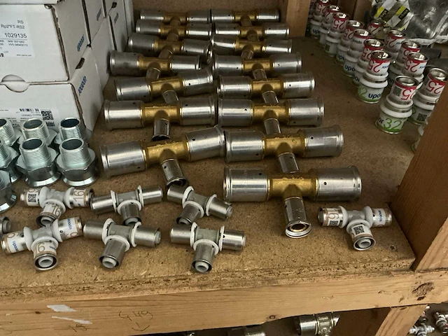 Uponor partij installatie materiaal - afbeelding 5 van  9