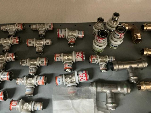 Uponor partij installatiemateriaal (100x) - afbeelding 8 van  10