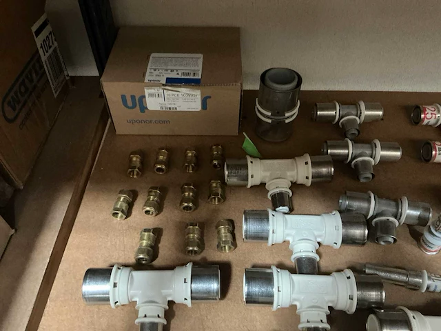 Uponor partij perskoppelingen (64x) - afbeelding 3 van  7