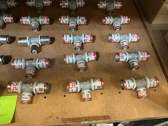Uponor partij perskoppelingen (64x) - afbeelding 6 van  7
