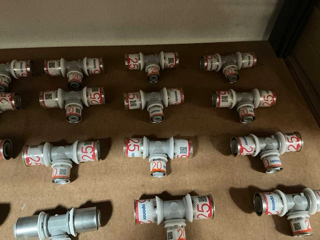Uponor partij perskoppelingen (64x) - afbeelding 7 van  7
