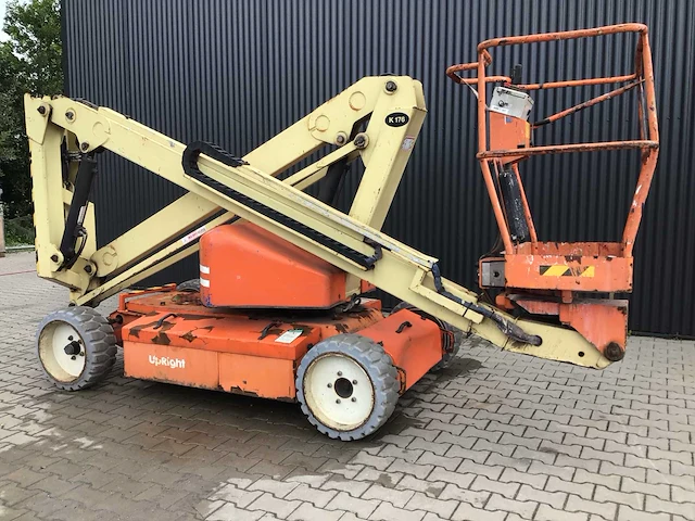 "upright" - ab38n - knik telescoophoogwerker - 2007 - afbeelding 31 van  33