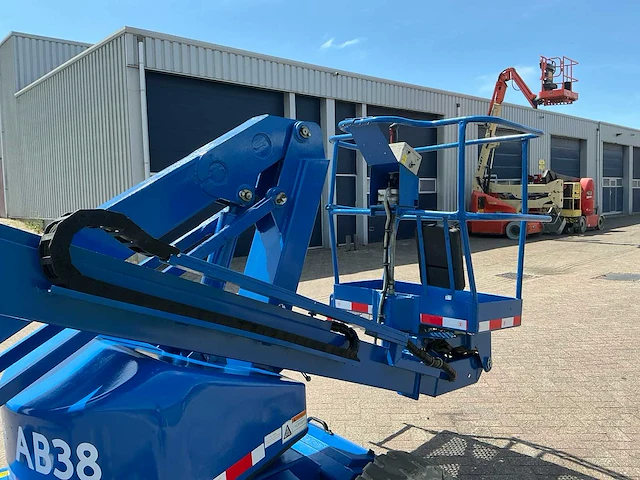 Upright ab38 hoogwerker - afbeelding 6 van  30