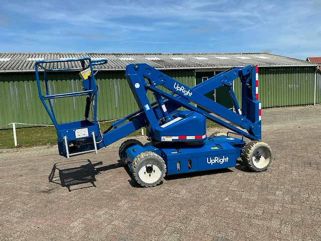 Upright ab38 hoogwerker - afbeelding 29 van  30