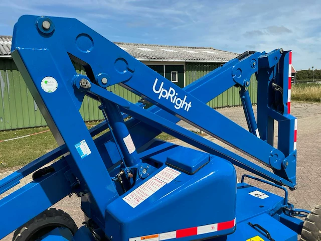Upright ab38 hoogwerker - afbeelding 30 van  30