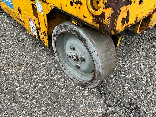 Upright elektrische schaarhoogwerker - afbeelding 5 van  19