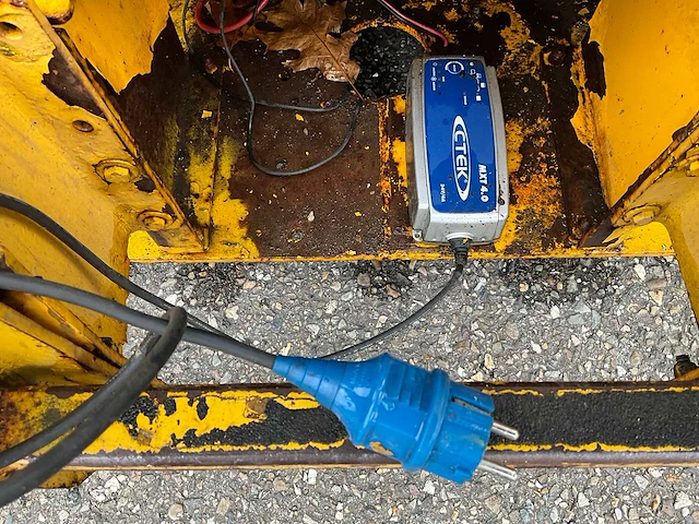 Upright elektrische schaarhoogwerker - afbeelding 10 van  19