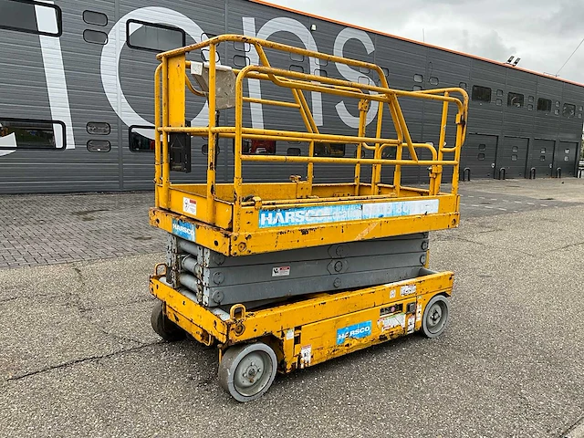 Upright elektrische schaarhoogwerker - afbeelding 1 van  19