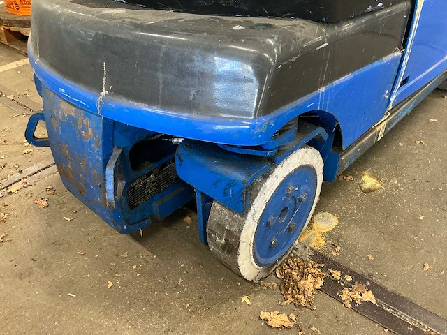 Upright mb20 hoogwerker - afbeelding 4 van  25