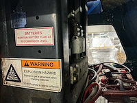 Upright mb20 hoogwerker - afbeelding 8 van  25