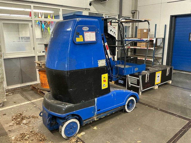 Upright mb20 hoogwerker - afbeelding 12 van  25