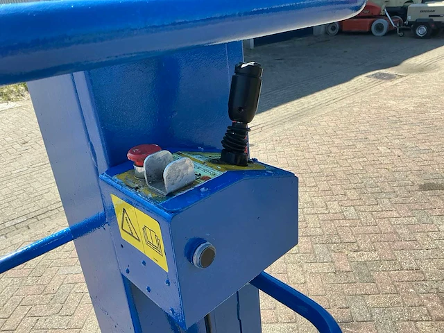 Upright tm-12 hoogwerker - afbeelding 12 van  15