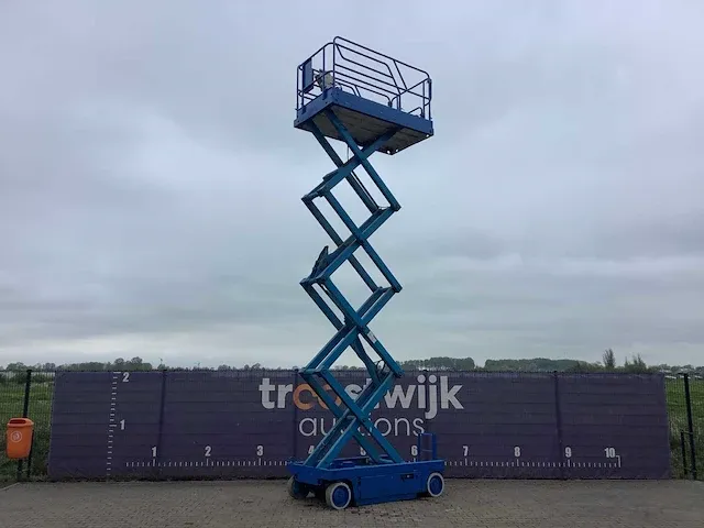 Upright x26 schaar hoogwerker - afbeelding 6 van  15