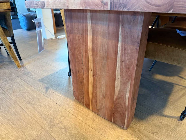 Urban sofa rocco eetkamertafel 240cm - afbeelding 2 van  5