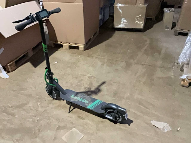 Urbmob kick&go elektrische step - afbeelding 1 van  7