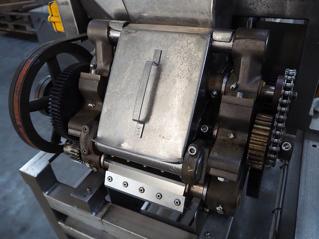 Urschel - afbeelding 14 van  16