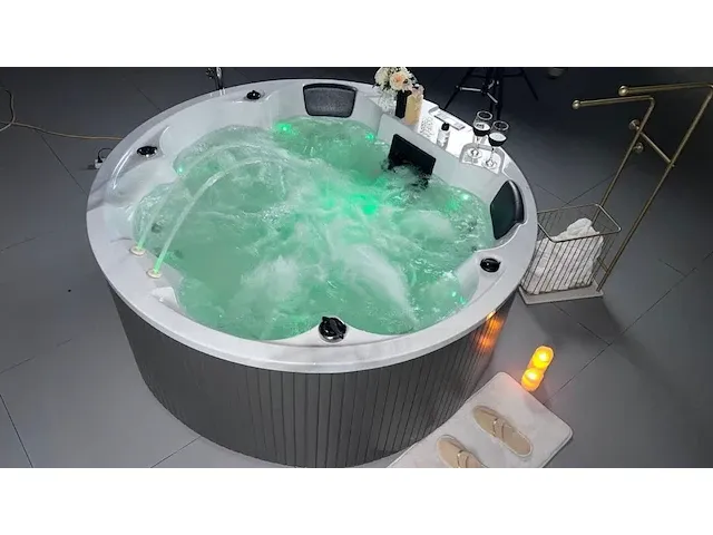 Usa balboa 6 persoons jacuzzi - afbeelding 2 van  7