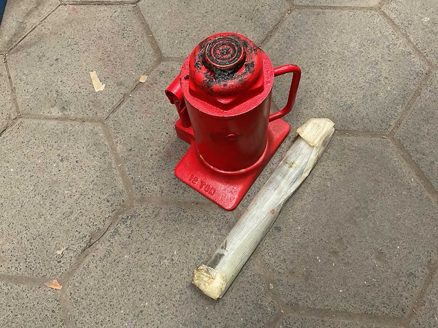 Usa jack 12 ton potkrik - afbeelding 3 van  4