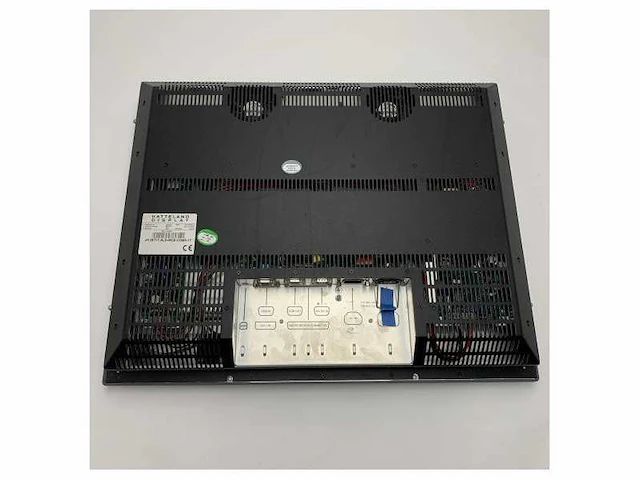 Used hemsel alphatron jh 26t11 26 inch multifunctional marine display - afbeelding 2 van  9